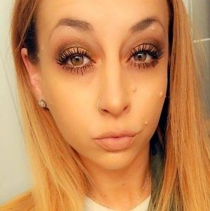 Meet your Posher, Erika